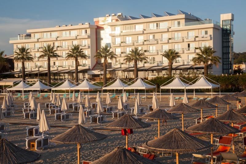 Premium Beach Hotel Golem  Zewnętrze zdjęcie